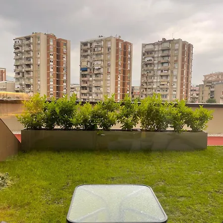 Green Leaf Apt In Diamond Of Skopje With Free Parking, Private Yard And Private Park Access