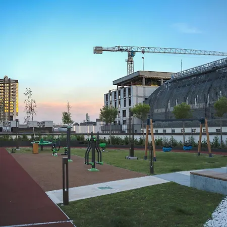 Leaf In Diamond Of With Free Parking, Private Yard And Private Park Access * Σκόπια
