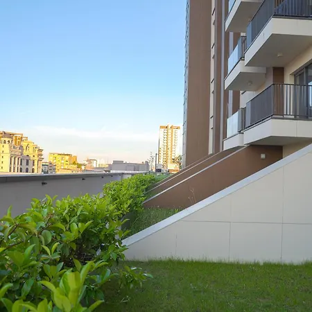 Leaf In Diamond Of With Free Parking, Private Yard And Private Park Access * Σκόπια