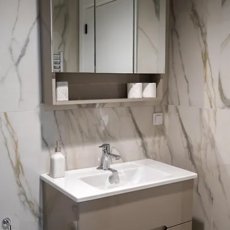 Διαμέρισμα Leaf In Diamond Of With Free Parking, Private Yard And Private Park Access *